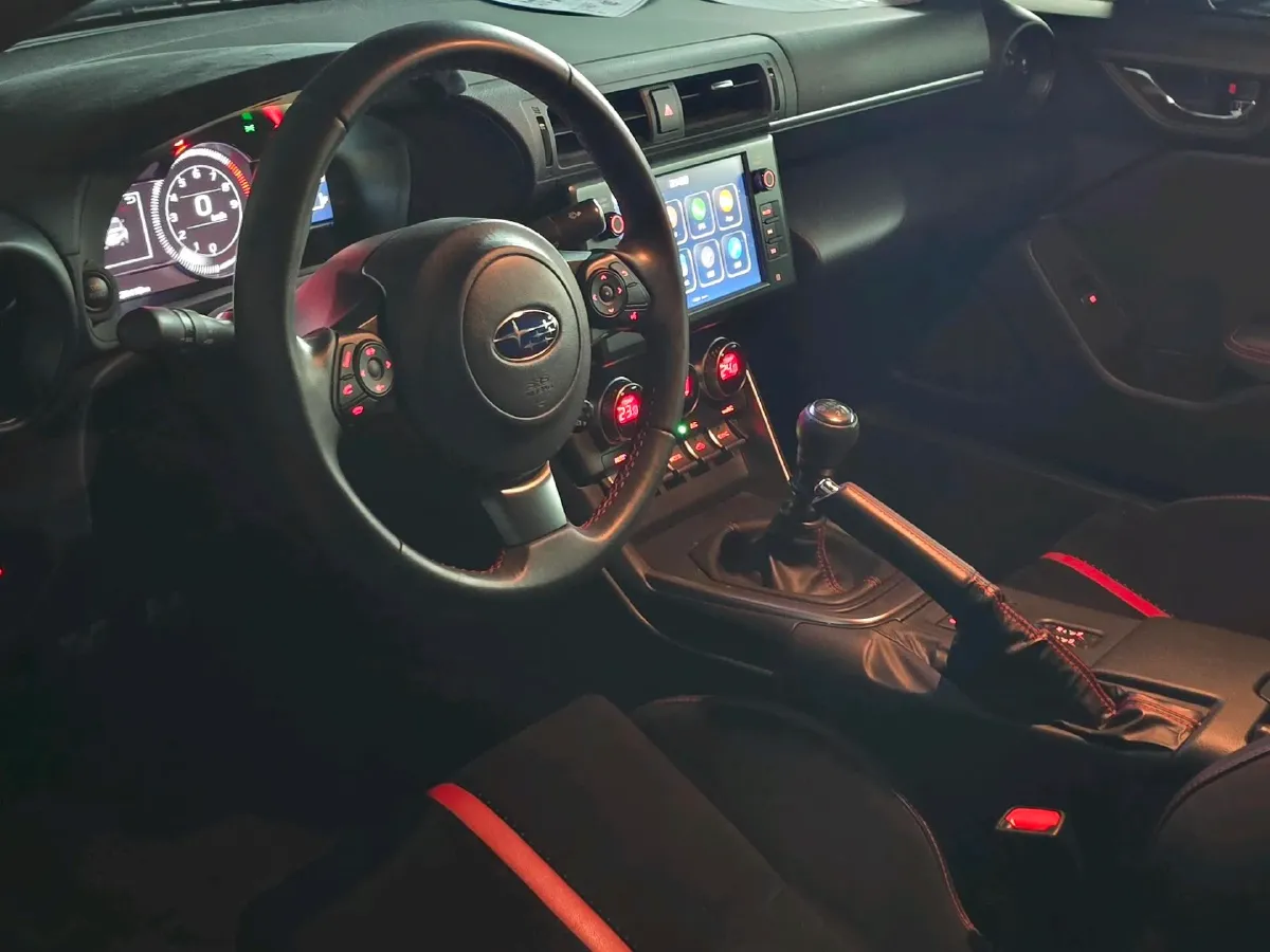 2022 Subaru BRZ 2.4L 234HP H4 6MT,autocango,china used car exporter,china ev exporter,chinese used car exporter,chinese used ev exporter