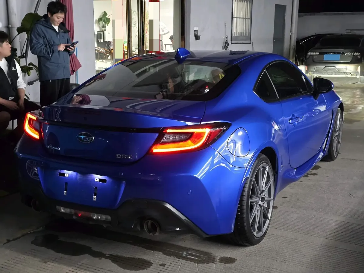 2022 Subaru BRZ 2.4L 234HP H4 6MT,autocango,china used car exporter,china ev exporter,chinese used car exporter,chinese used ev exporter
