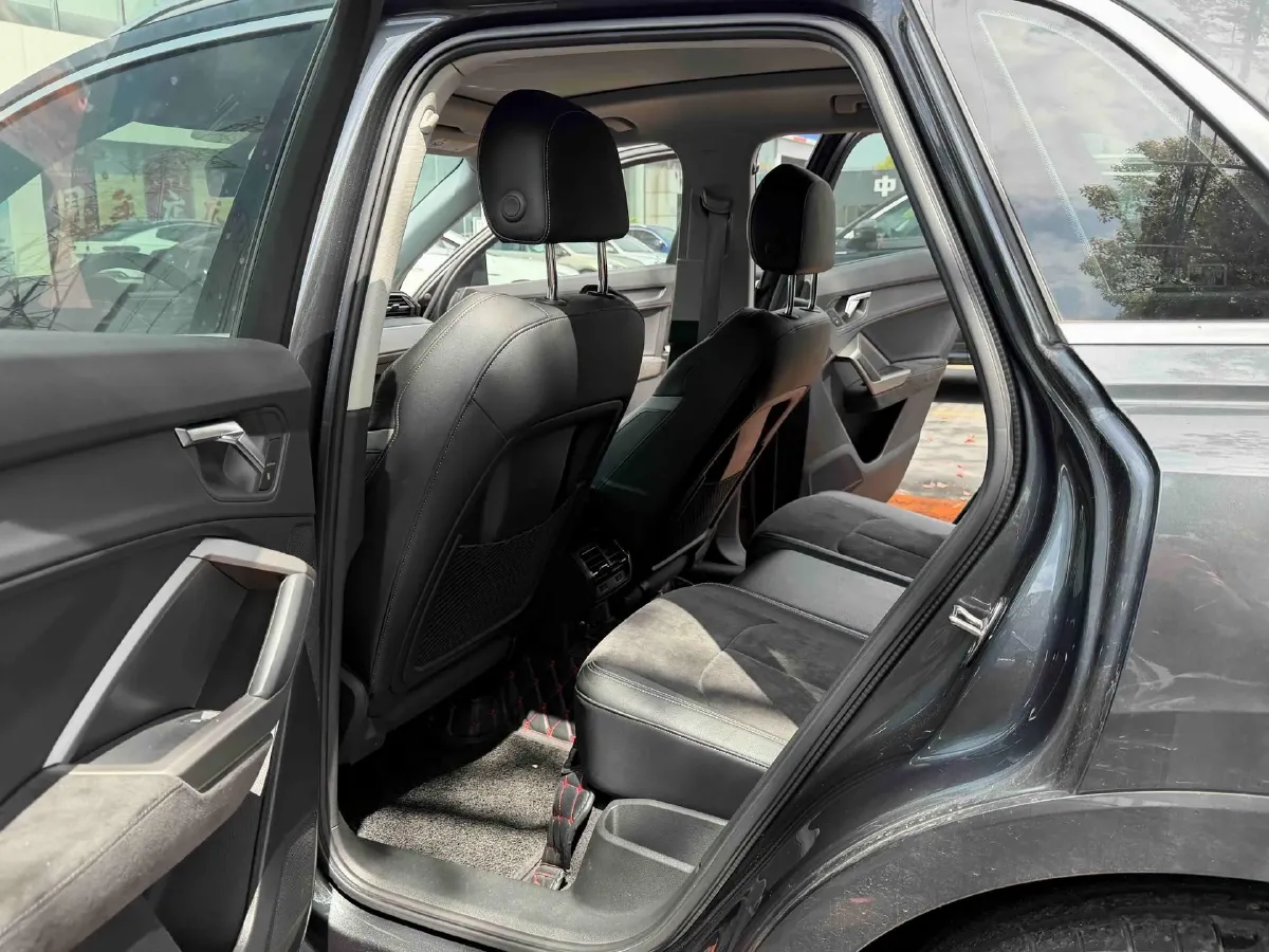 2021 Audi Q3 1.4T 150HP L4 7DCT,autocango,china used car exporter,china ev exporter,chinese used car exporter,chinese used ev exporter