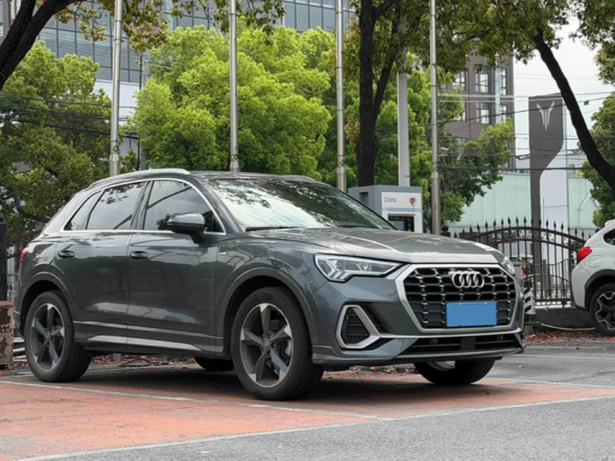 2021 Audi Q3 1.4T 150HP L4 7DCT,autocango,china used car exporter,china ev exporter,chinese used car exporter,chinese used ev exporter
