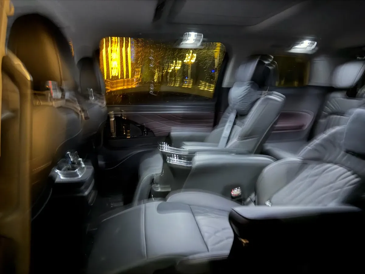 2024 GAC Trumpchi M8 2.0T 252HP L4 8AT,autocango,china used car exporter,china ev exporter,chinese used car exporter,chinese used ev exporter