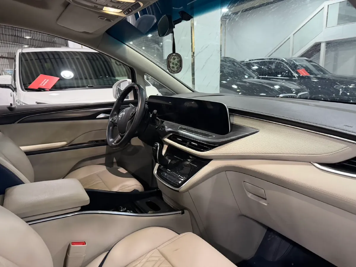 2023 Buick GL8 2.0T 237HP L4 9AT,autocango,china used car exporter,china ev exporter,chinese used car exporter,chinese used ev exporter