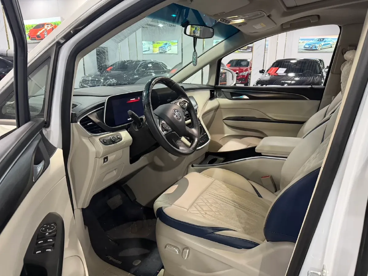 2023 Buick GL8 2.0T 237HP L4 9AT,autocango,china used car exporter,china ev exporter,chinese used car exporter,chinese used ev exporter