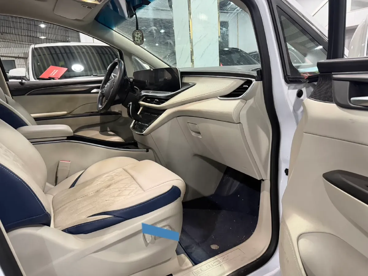 2023 Buick GL8 2.0T 237HP L4 9AT,autocango,china used car exporter,china ev exporter,chinese used car exporter,chinese used ev exporter