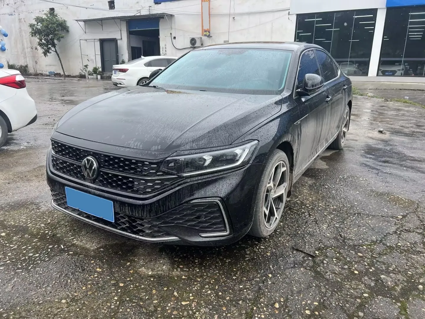 2024 Volkswagen Passat 2.0T 186HP L4 7DCT