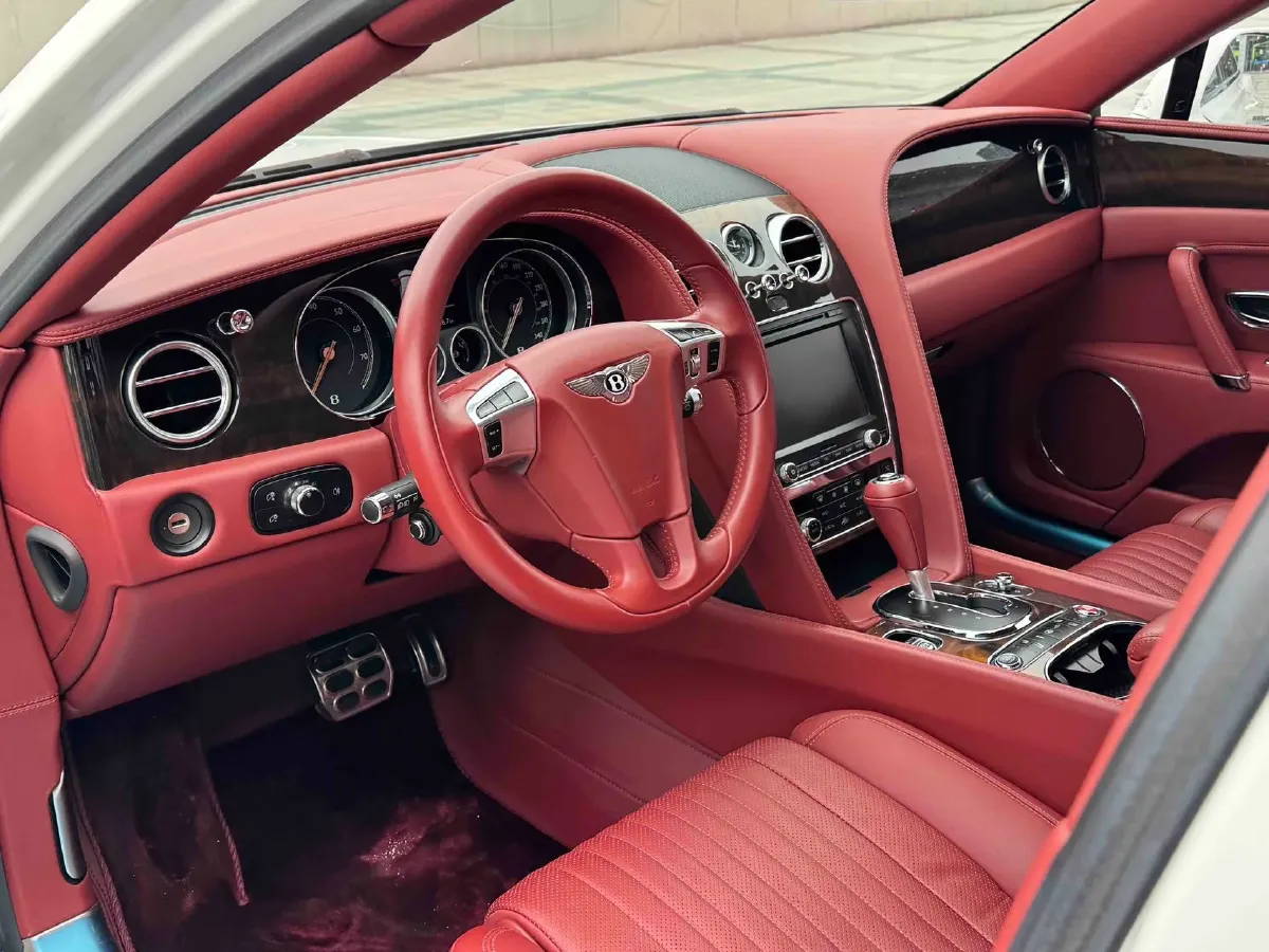 2017 Bentley Flying Spur 4.0T 507HP V8 8AT,autocango,china used car exporter,china ev exporter,chinese used car exporter,chinese used ev exporter