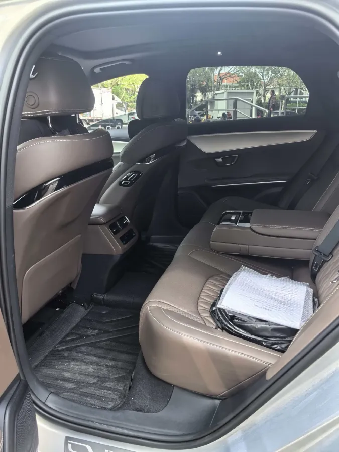 2025 BYD Han 1.5T 156HP L4 E-CVT PHEV,autocango,china used car exporter,china ev exporter,chinese used car exporter,chinese used ev exporter