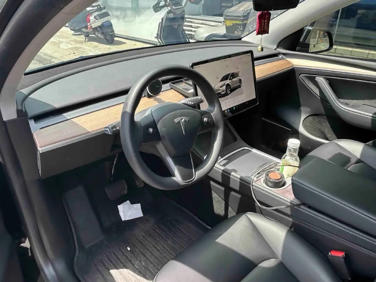2022 Tesla Model Y BEV 60KWH,autocango,china used car exporter,china ev exporter,chinese used car exporter,chinese used ev exporter