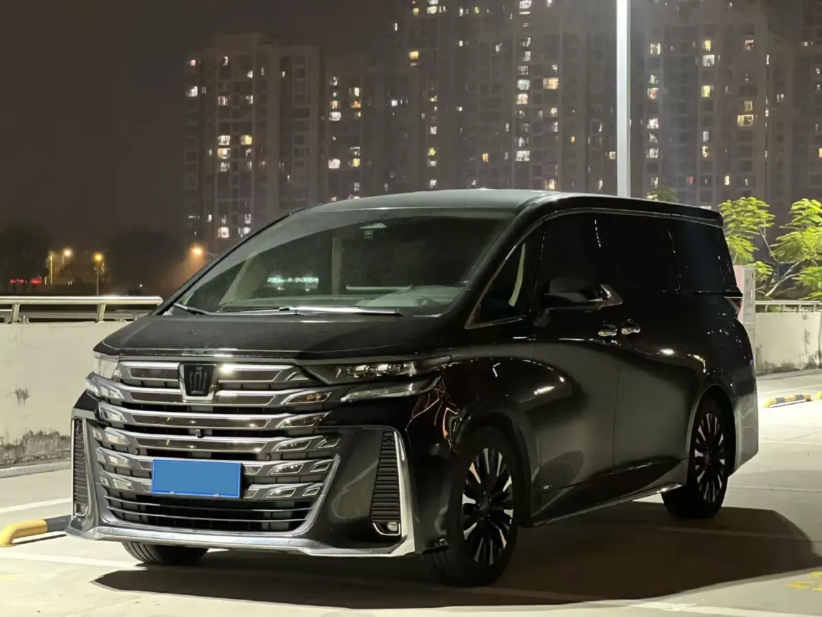 2024 Toyota Vellfire 2.5L 190HP L4 E-CVT Hybrid,autocango,china used car exporter,china ev exporter,chinese used car exporter,chinese used ev exporter