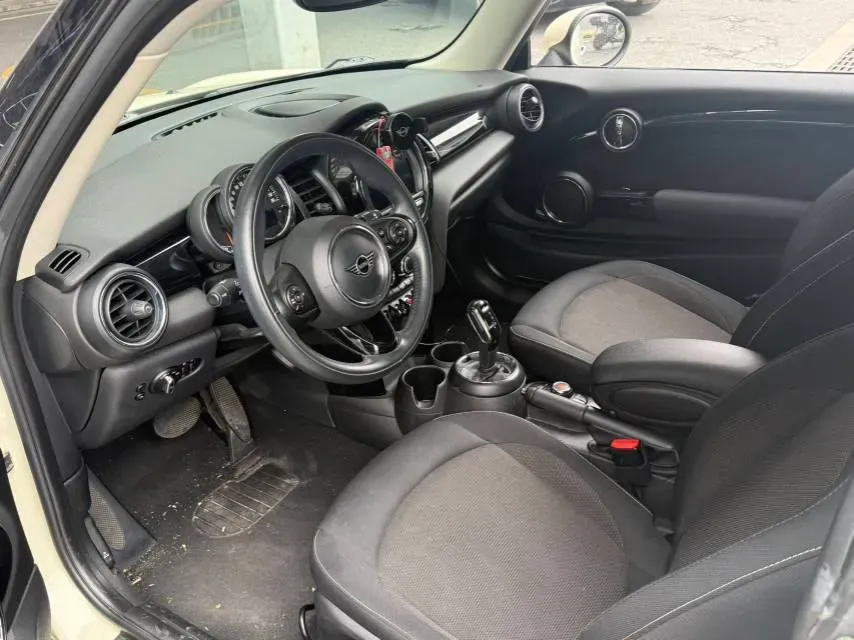 2019 MINI MINI 1.5T 102HP L3 7DCT,autocango,china used car exporter,china ev exporter,chinese used car exporter,chinese used ev exporter