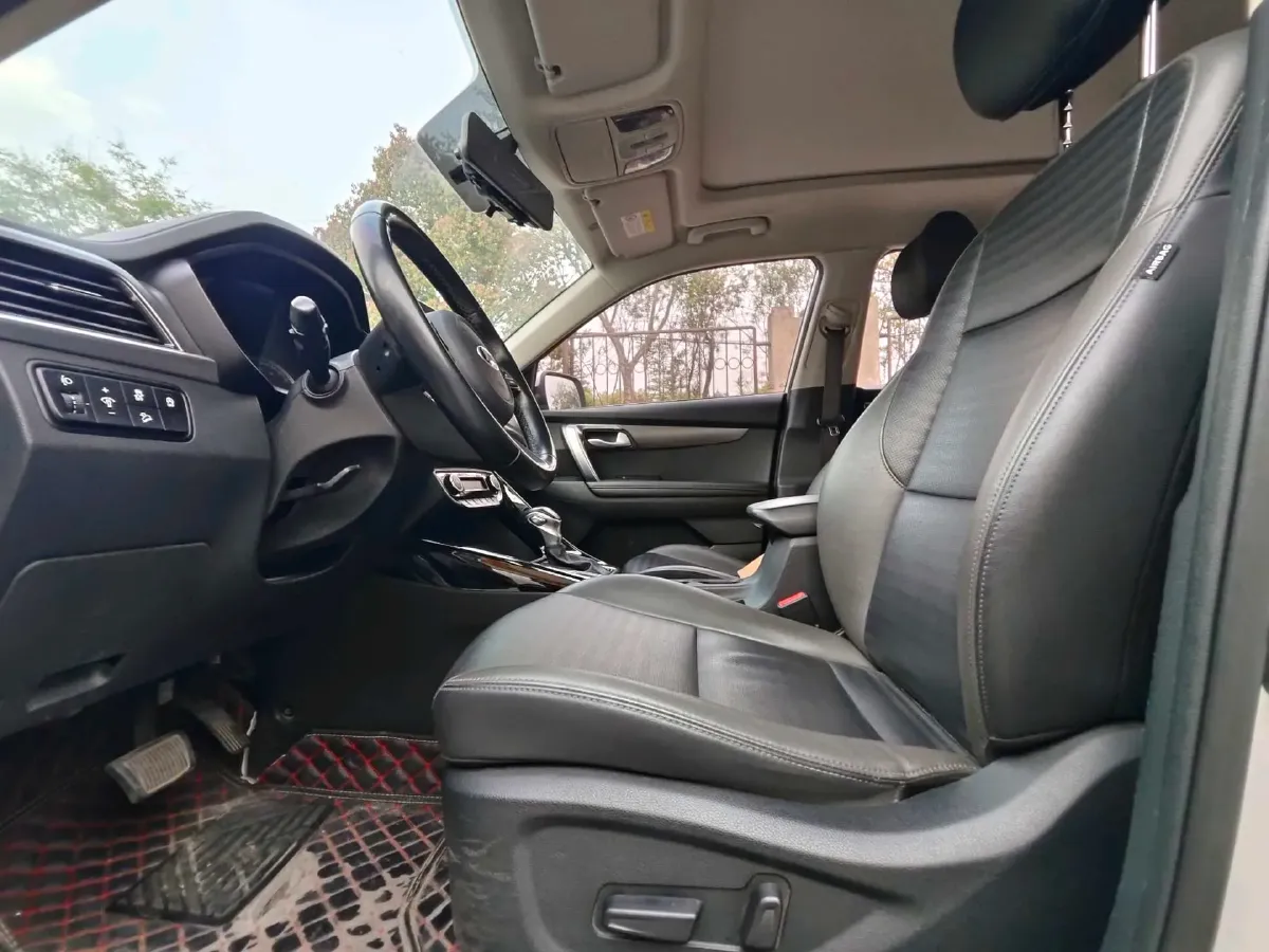 2018 Kia Sportage R 2.0L 160HP L4 6AT,autocango,china used car exporter,china ev exporter,chinese used car exporter,chinese used ev exporter