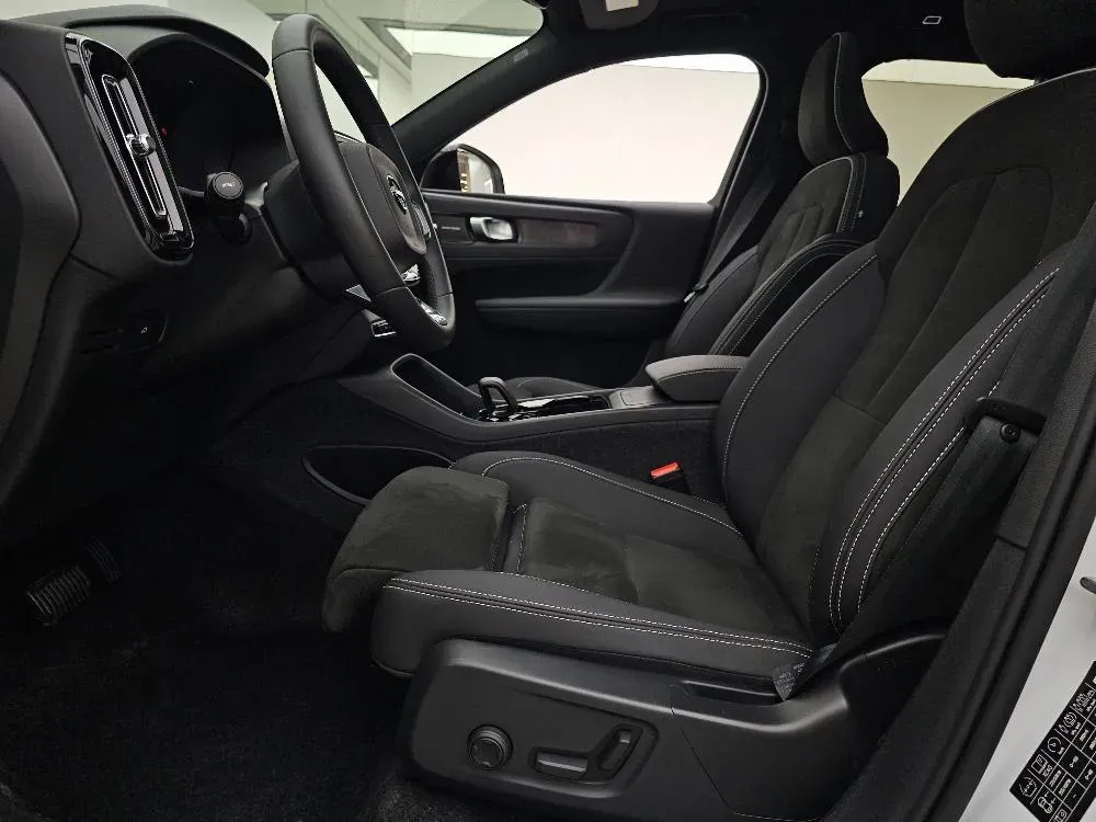 2024 Volvo XC40 BEV 73KWH,autocango,china used car exporter,china ev exporter,chinese used car exporter,chinese used ev exporter