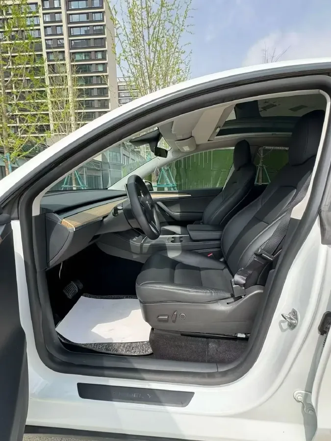 2021 Tesla Model Y BEV 60KWH,autocango,china used car exporter,china ev exporter,chinese used car exporter,chinese used ev exporter