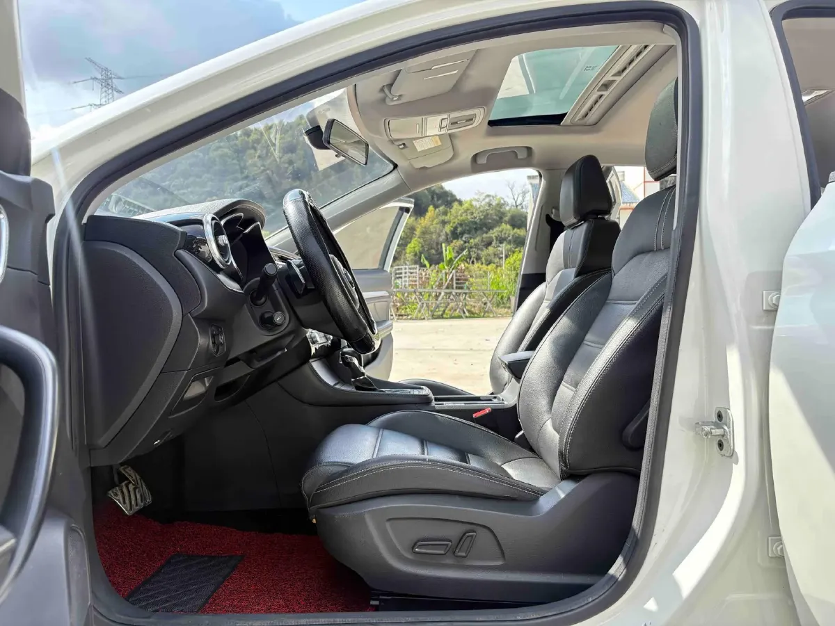 2017 MG MG6 1.5T 169HP L4 7DCT,autocango,china used car exporter,china ev exporter,chinese used car exporter,chinese used ev exporter