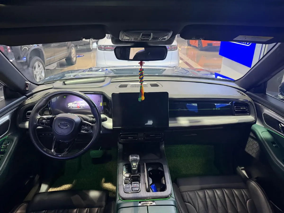 2022 GAC Trumpchi GS8 2.0T 190HP L4 E-CVT Hybrid,autocango,china used car exporter,china ev exporter,chinese used car exporter,chinese used ev exporter