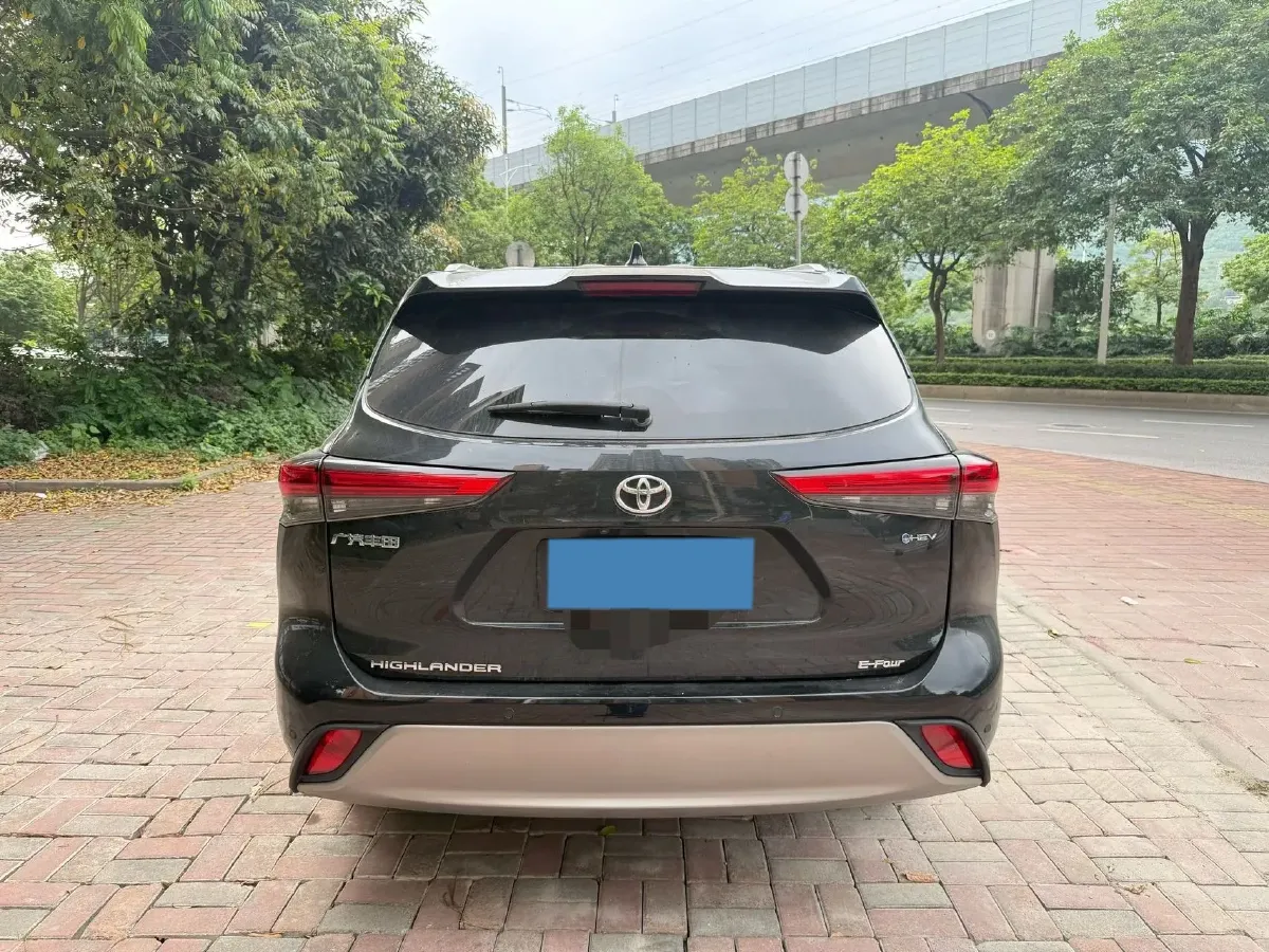 2024 Toyota Highlander 2.5L 189HP L4 E-CVT Hybrid,autocango,china used car exporter,china ev exporter,chinese used car exporter,chinese used ev exporter