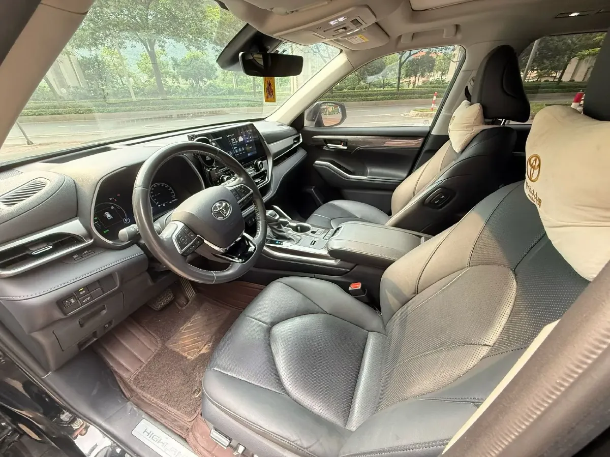2024 Toyota Highlander 2.5L 189HP L4 E-CVT Hybrid,autocango,china used car exporter,china ev exporter,chinese used car exporter,chinese used ev exporter