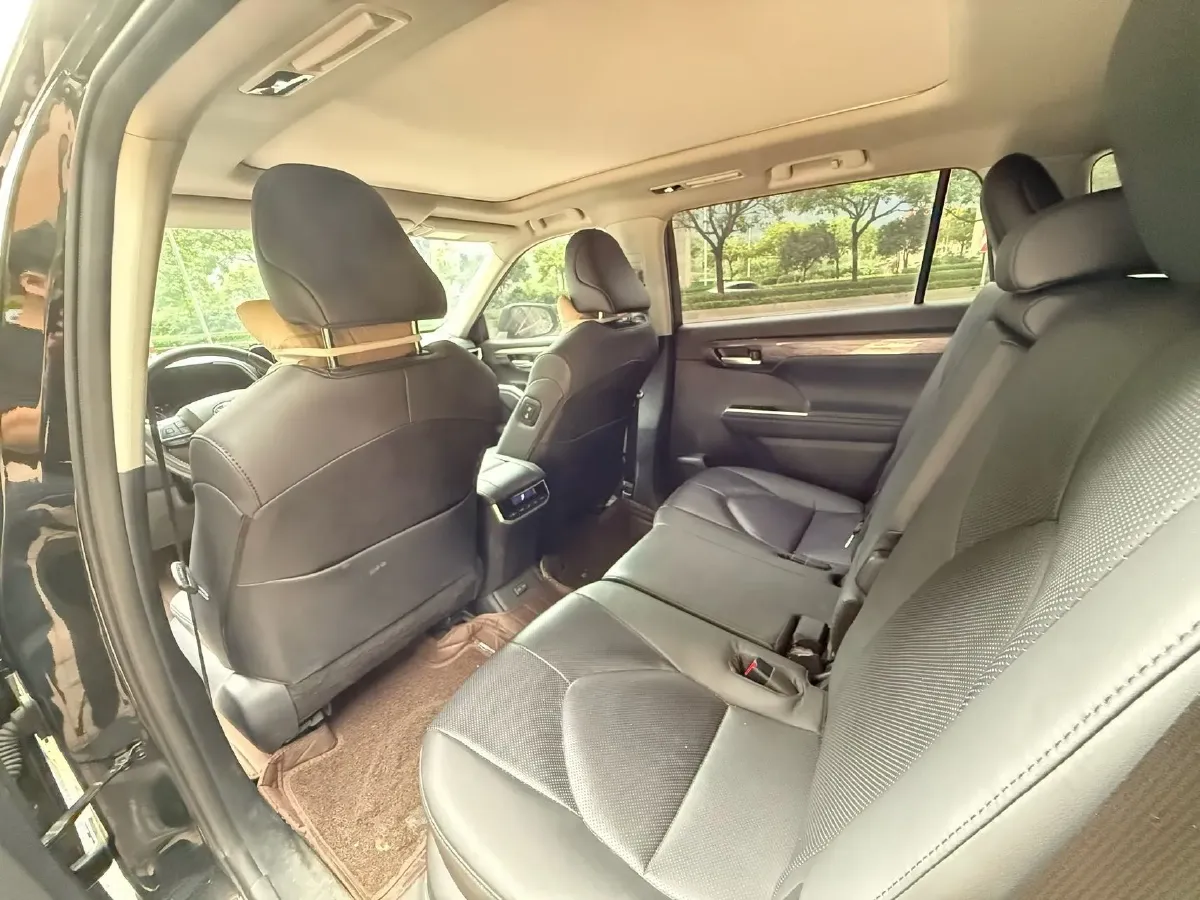 2024 Toyota Highlander 2.5L 189HP L4 E-CVT Hybrid,autocango,china used car exporter,china ev exporter,chinese used car exporter,chinese used ev exporter