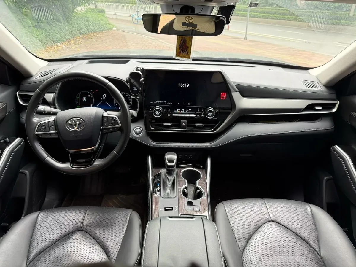 2024 Toyota Highlander 2.5L 189HP L4 E-CVT Hybrid,autocango,china used car exporter,china ev exporter,chinese used car exporter,chinese used ev exporter