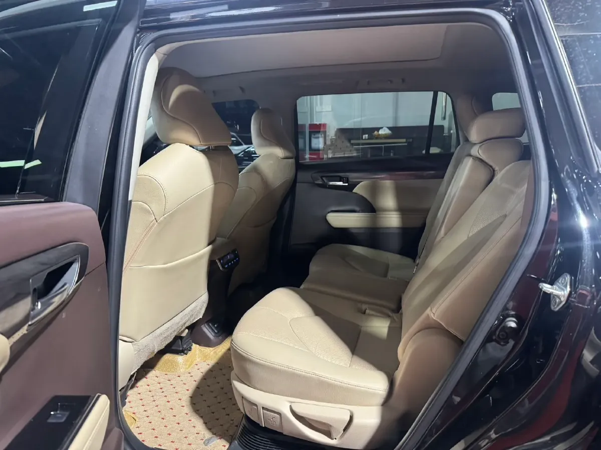 2022 Toyota Highlander 2.5L 192HP L4 E-CVT Hybrid,autocango,china used car exporter,china ev exporter,chinese used car exporter,chinese used ev exporter