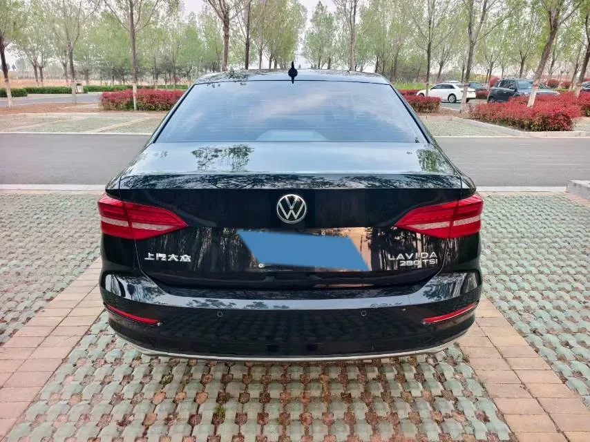 2021 Volkswagen Lavida 1.4T 150HP L4 7DCT,autocango,china used car exporter,china ev exporter,chinese used car exporter,chinese used ev exporter