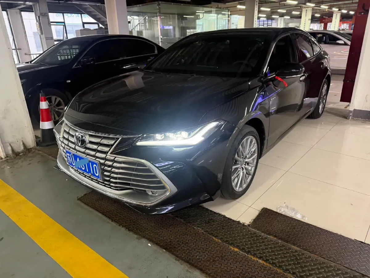 2024 Toyota Avalon 2.0L 152HP L4 E-CVT Hybrid,autocango,china used car exporter,china ev exporter,chinese used car exporter,chinese used ev exporter