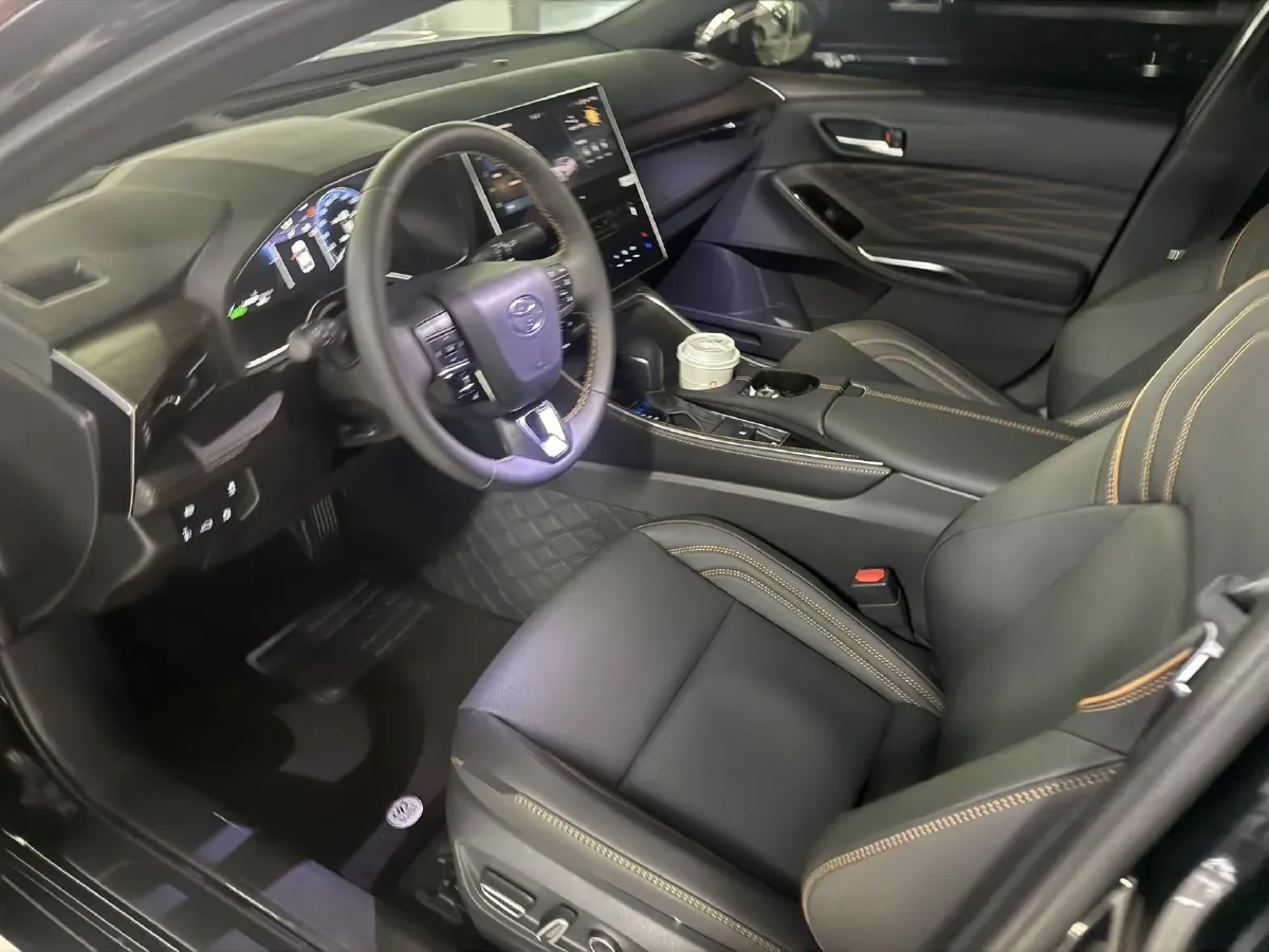 2024 Toyota Avalon 2.0L 152HP L4 E-CVT Hybrid,autocango,china used car exporter,china ev exporter,chinese used car exporter,chinese used ev exporter