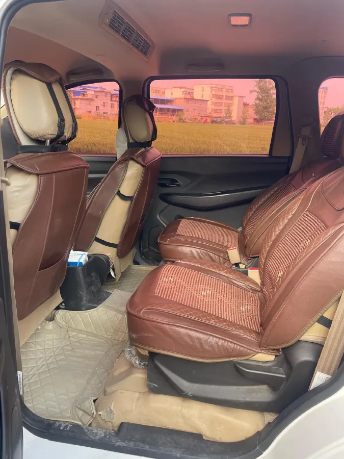 2018 WuLing HongGuang 1.5L 105HP L4 5MT,autocango,china used car exporter,china ev exporter,chinese used car exporter,chinese used ev exporter