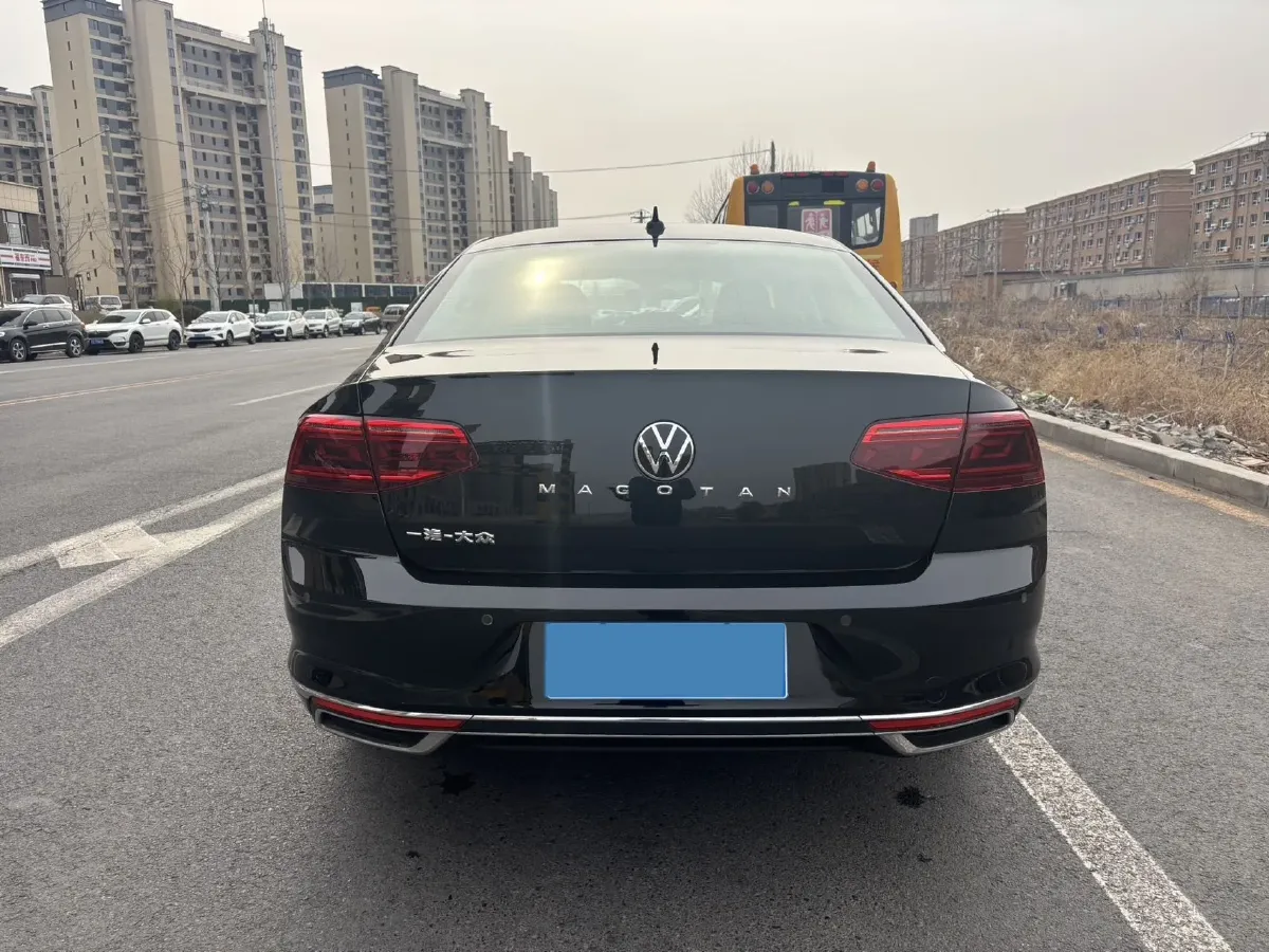 2026 Volkswagen Magotan 2.0T 220HP L4 7DCT,autocango,china used car exporter,china ev exporter,chinese used car exporter,chinese used ev exporter