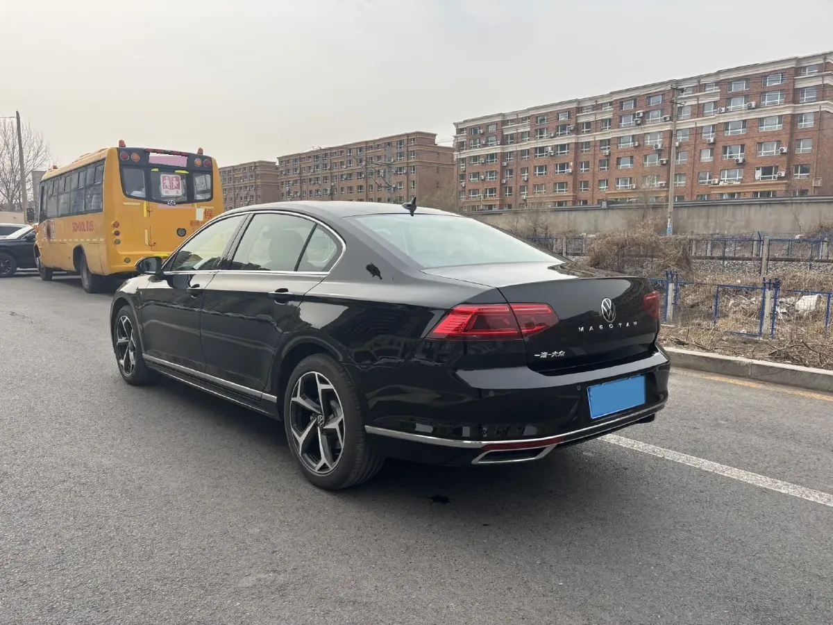 2026 Volkswagen Magotan 2.0T 220HP L4 7DCT,autocango,china used car exporter,china ev exporter,chinese used car exporter,chinese used ev exporter