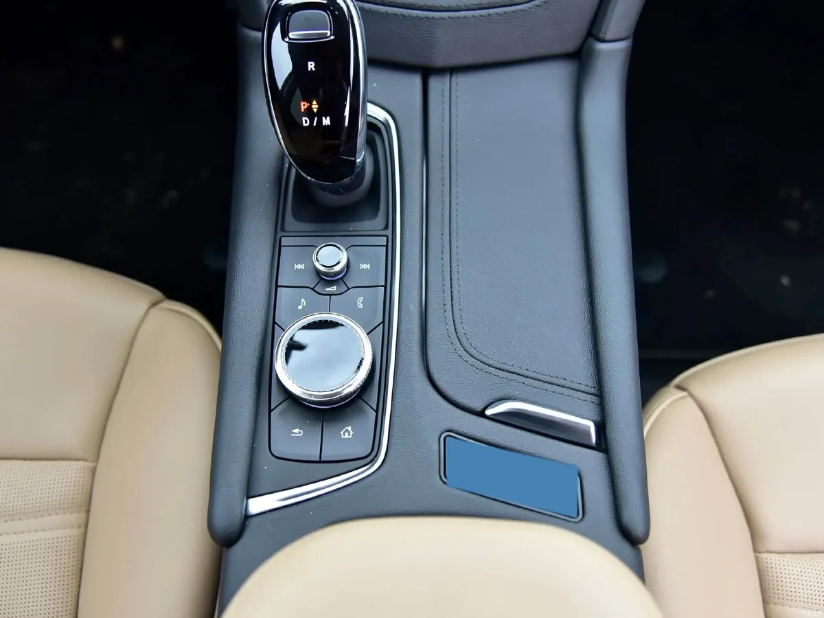 2021 Cadillac XT6 2.0T 237HP L4 9AT,autocango,china used car exporter,china ev exporter,chinese used car exporter,chinese used ev exporter