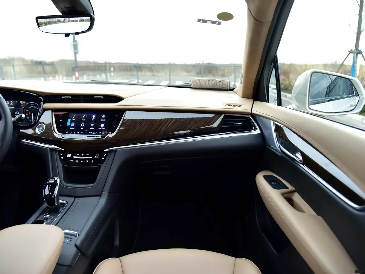 2021 Cadillac XT6 2.0T 237HP L4 9AT,autocango,china used car exporter,china ev exporter,chinese used car exporter,chinese used ev exporter