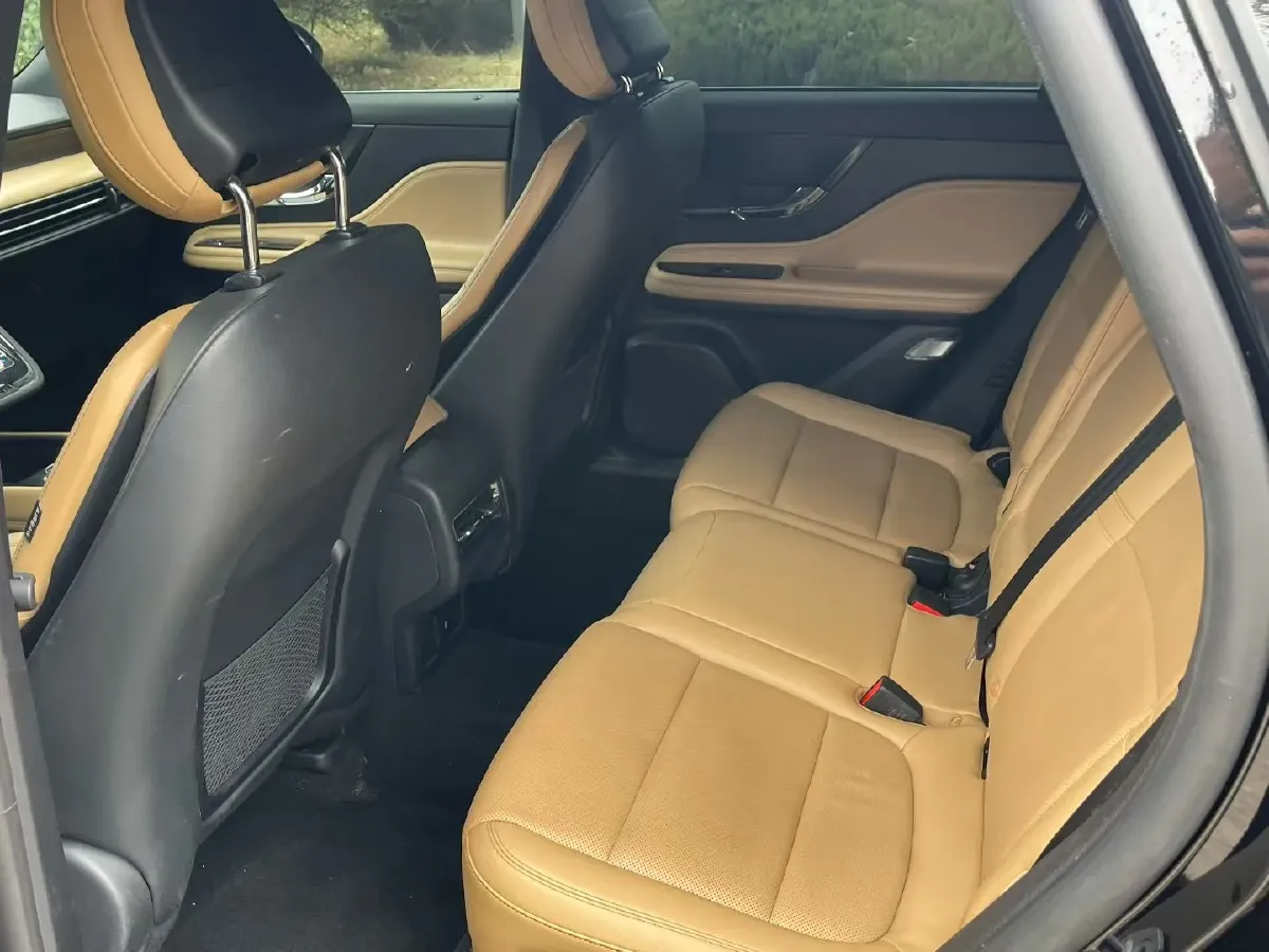 2022 Lincoln Corsair 2.0T 245HP L4 8AT,autocango,china used car exporter,china ev exporter,chinese used car exporter,chinese used ev exporter