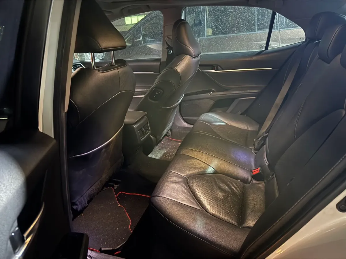 2021 Toyota Camry 2.5L 209HP L4 8AT,autocango,china used car exporter,china ev exporter,chinese used car exporter,chinese used ev exporter