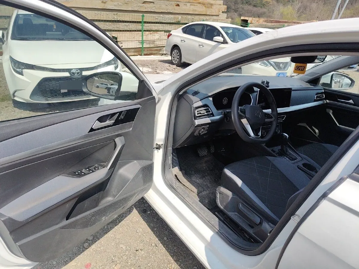 2023 Volkswagen Lavida 1.5L 113HP L4 6AT,autocango,china used car exporter,china ev exporter,chinese used car exporter,chinese used ev exporter