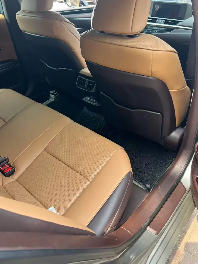 2018 Lexus ES 2.5L 178HP L4 E-CVT Hybrid,autocango,china used car exporter,china ev exporter,chinese used car exporter,chinese used ev exporter