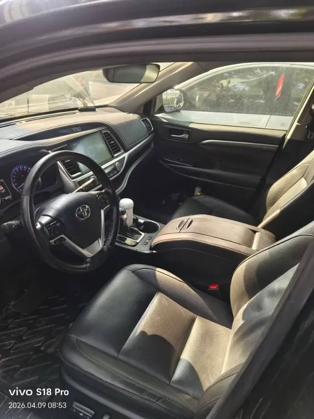 2018 Toyota Highlander 2.0T 220HP L4 6AT,autocango,china used car exporter,china ev exporter,chinese used car exporter,chinese used ev exporter