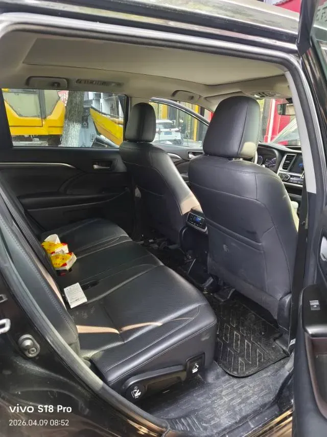 2018 Toyota Highlander 2.0T 220HP L4 6AT,autocango,china used car exporter,china ev exporter,chinese used car exporter,chinese used ev exporter