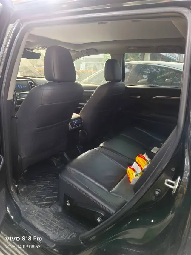 2018 Toyota Highlander 2.0T 220HP L4 6AT,autocango,china used car exporter,china ev exporter,chinese used car exporter,chinese used ev exporter