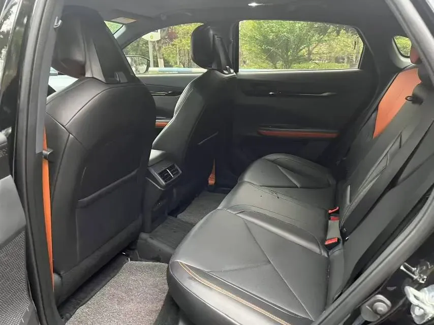 2022 ChangAn UNI-V 1.5T 188HP L4 7DCT,autocango,china used car exporter,china ev exporter,chinese used car exporter,chinese used ev exporter