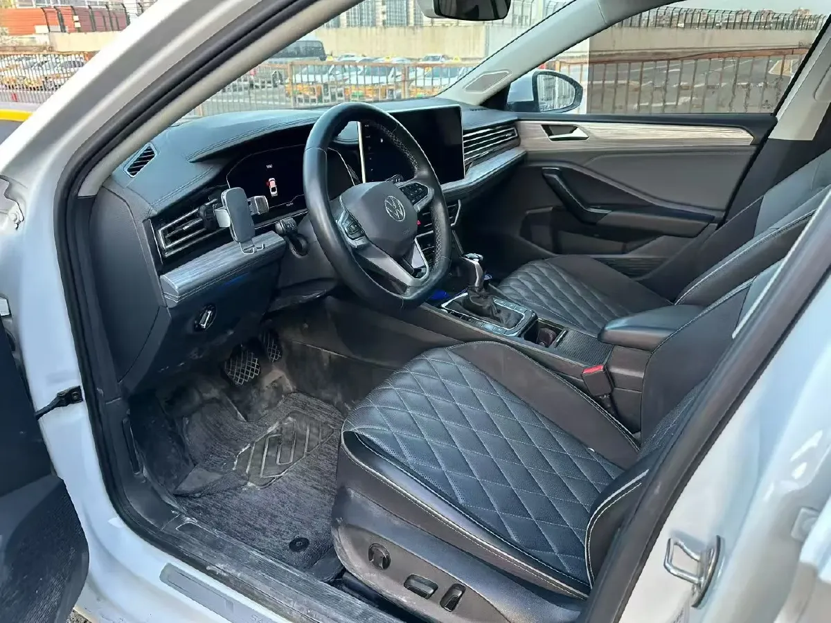 2023 Volkswagen Sagitar 1.5T 160HP L4 7DCT,autocango,china used car exporter,china ev exporter,chinese used car exporter,chinese used ev exporter
