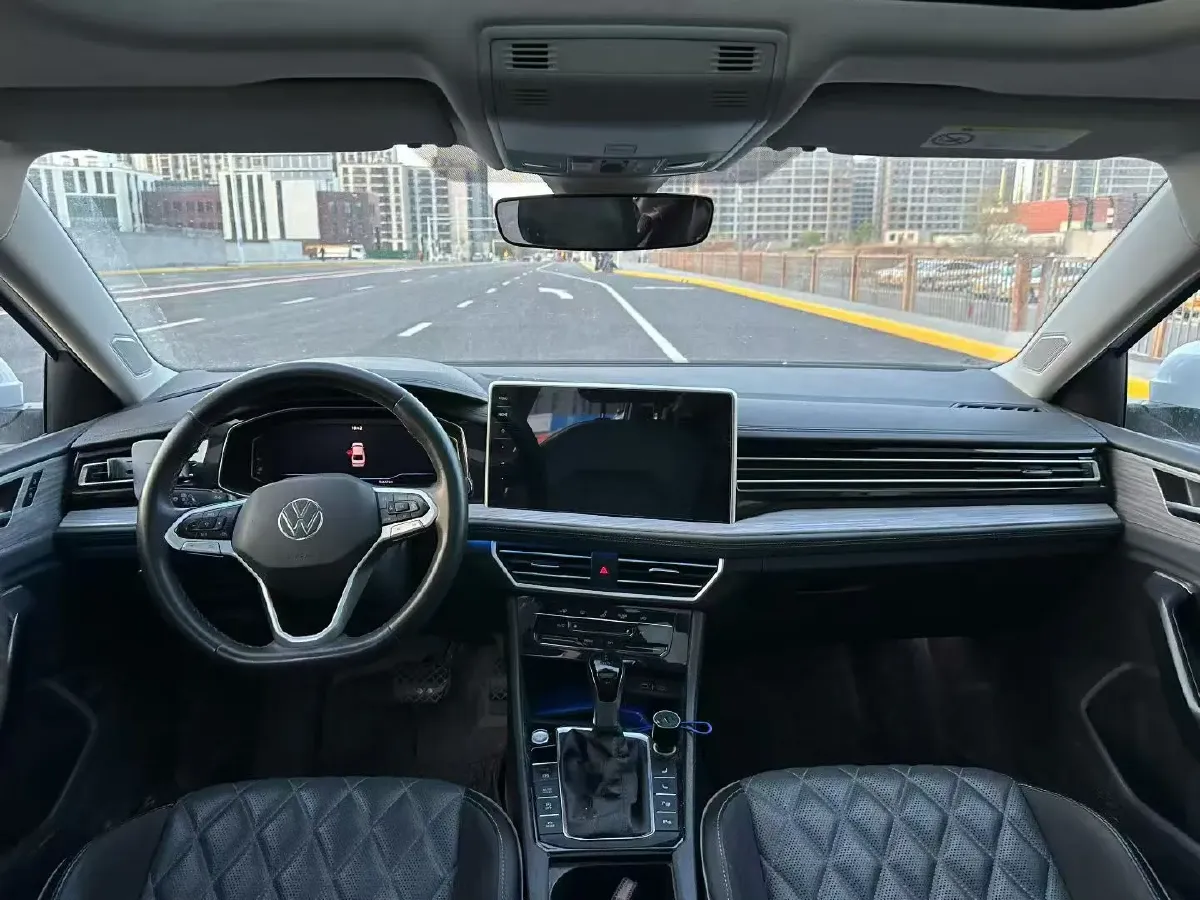 2023 Volkswagen Sagitar 1.5T 160HP L4 7DCT,autocango,china used car exporter,china ev exporter,chinese used car exporter,chinese used ev exporter