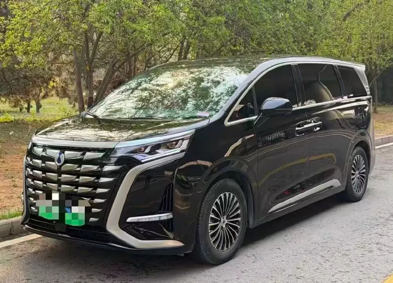 2022 HongQi HS7 3.0T 337HP V6 8AT,autocango,china used car exporter,china ev exporter,chinese used car exporter,chinese used ev exporter