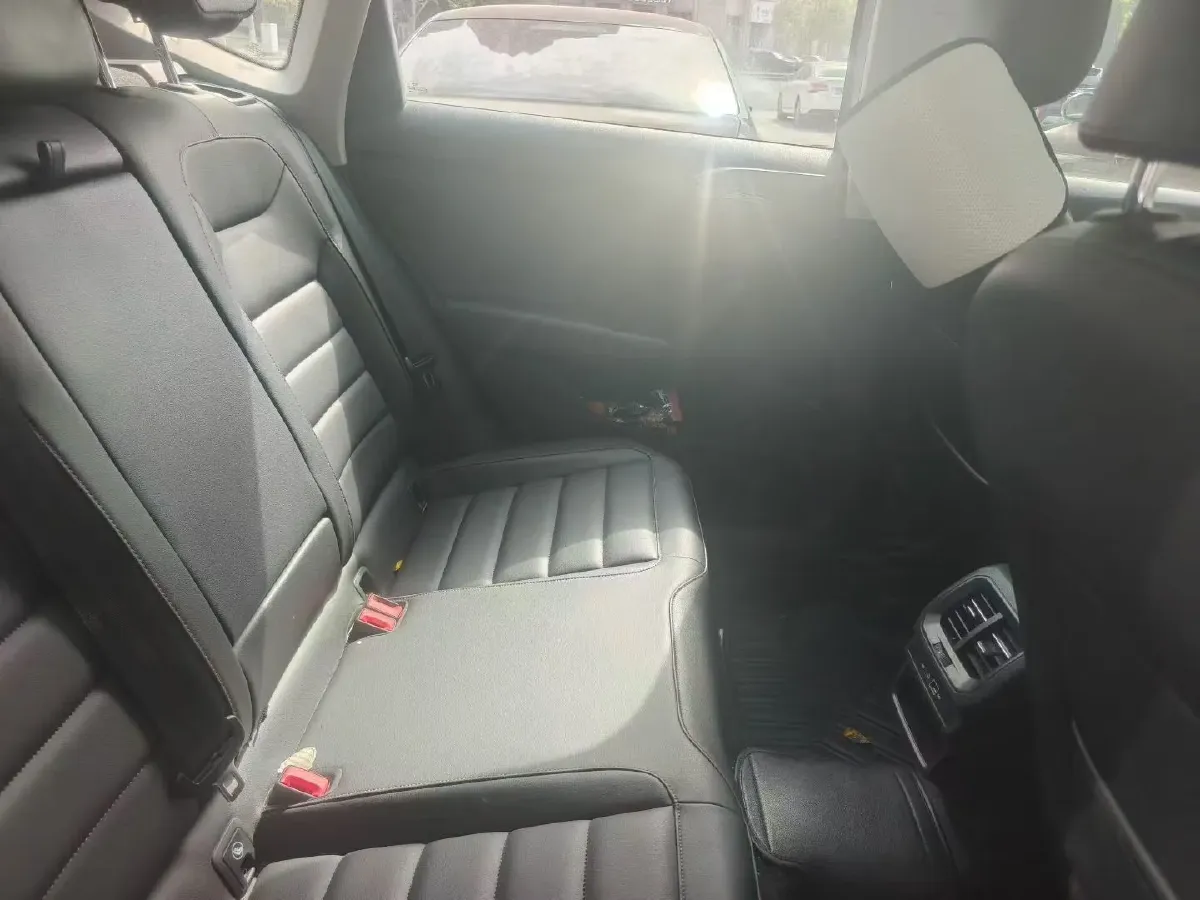 2021 Volkswagen Tharu 1.4T 150HP L4 7DCT,autocango,china used car exporter,china ev exporter,chinese used car exporter,chinese used ev exporter