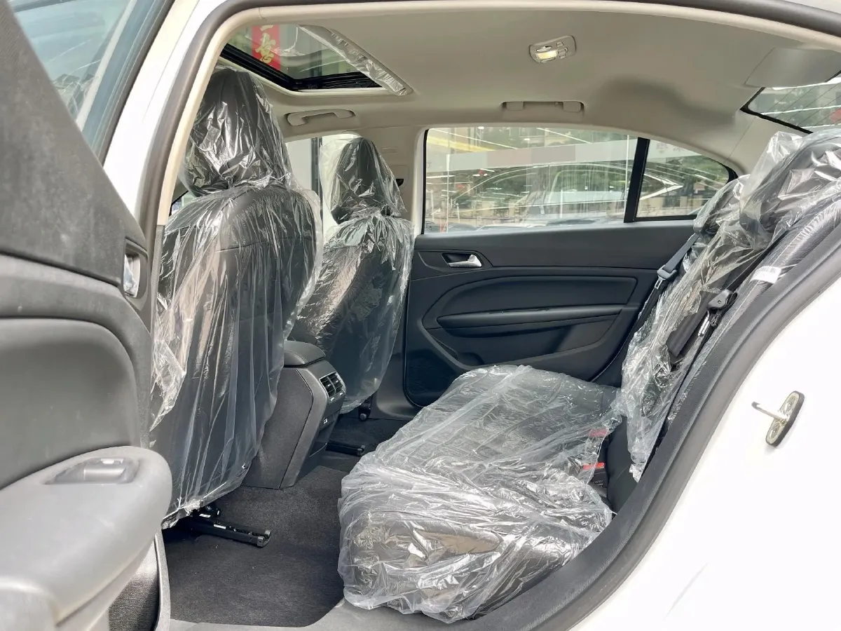 2024 Peugeot 408 1.5T 173HP L4 6AT,autocango,china used car exporter,china ev exporter,chinese used car exporter,chinese used ev exporter