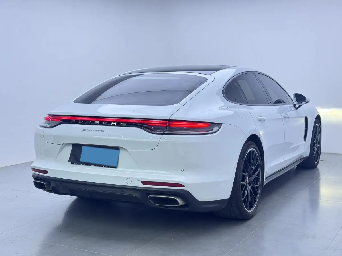 2023 Porsche Panamera 2.9T 330HP V6 8DCT,autocango,china used car exporter,china ev exporter,chinese used car exporter,chinese used ev exporter