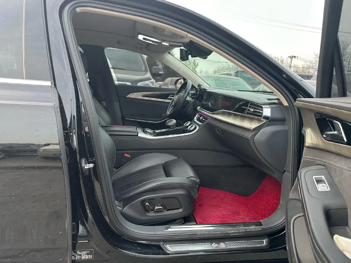 2020 HongQi H9 2.0T 252HP L4 7DCT,autocango,china used car exporter,china ev exporter,chinese used car exporter,chinese used ev exporter