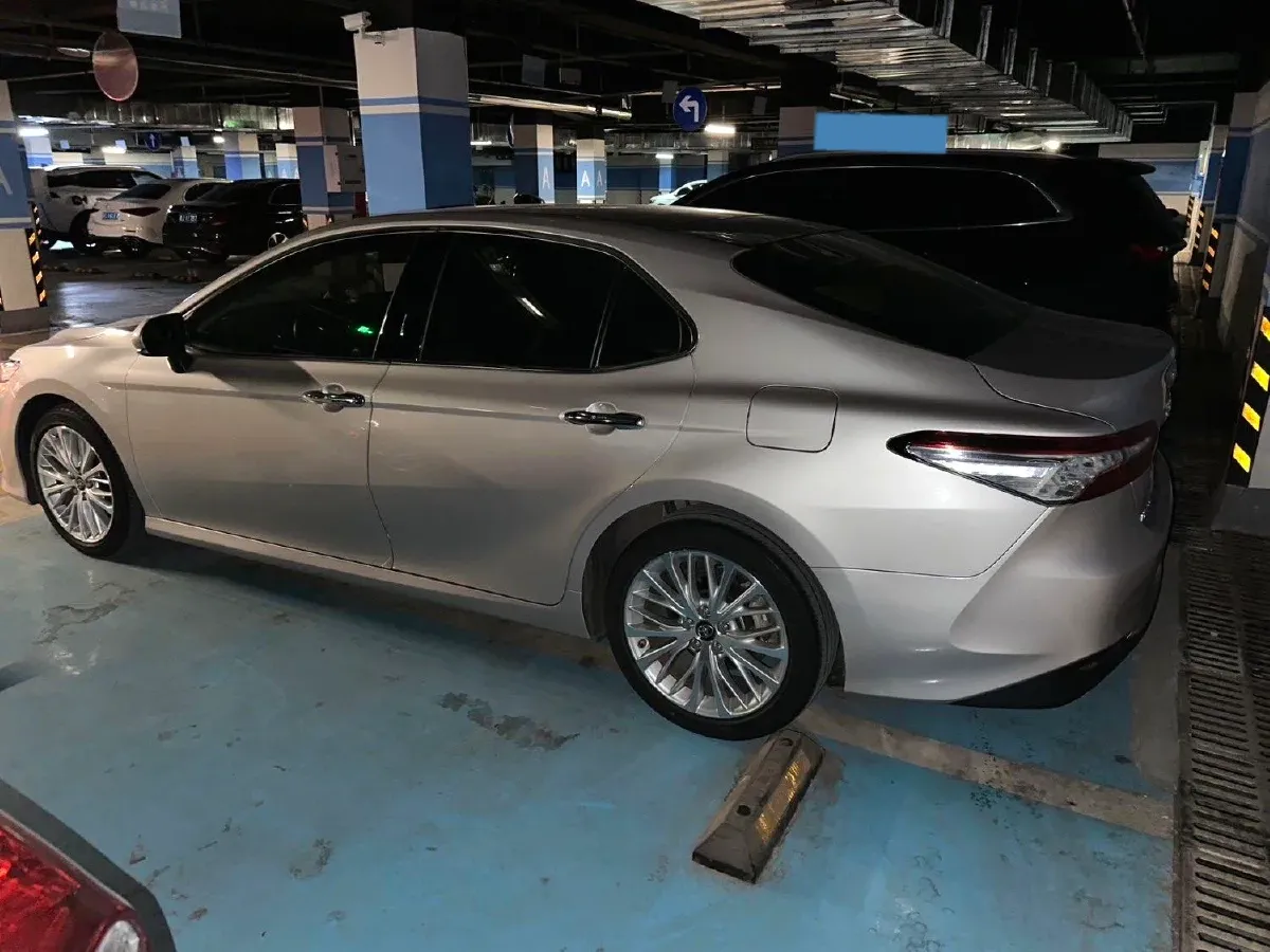 2019 Toyota Camry 2.5L 209HP L4 8AT,autocango,china used car exporter,china ev exporter,chinese used car exporter,chinese used ev exporter