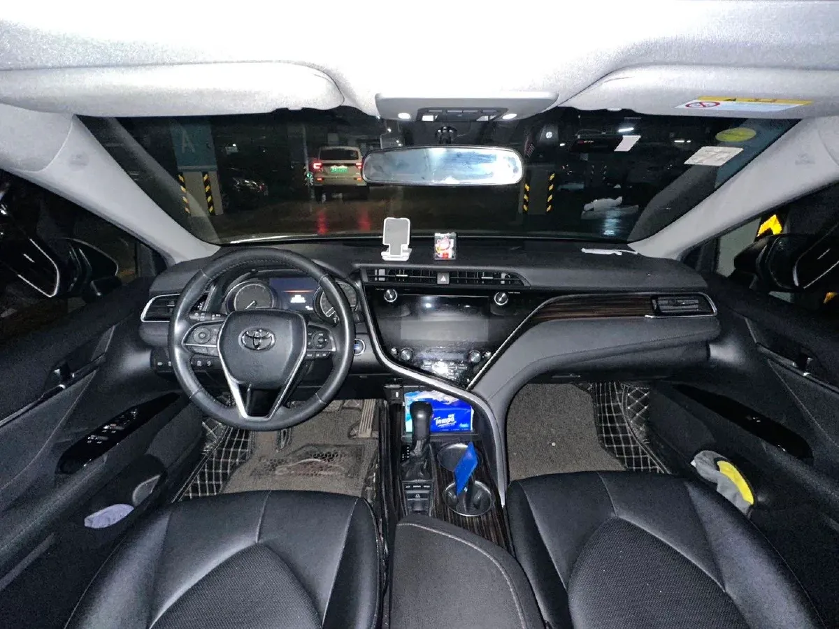 2019 Toyota Camry 2.5L 209HP L4 8AT,autocango,china used car exporter,china ev exporter,chinese used car exporter,chinese used ev exporter