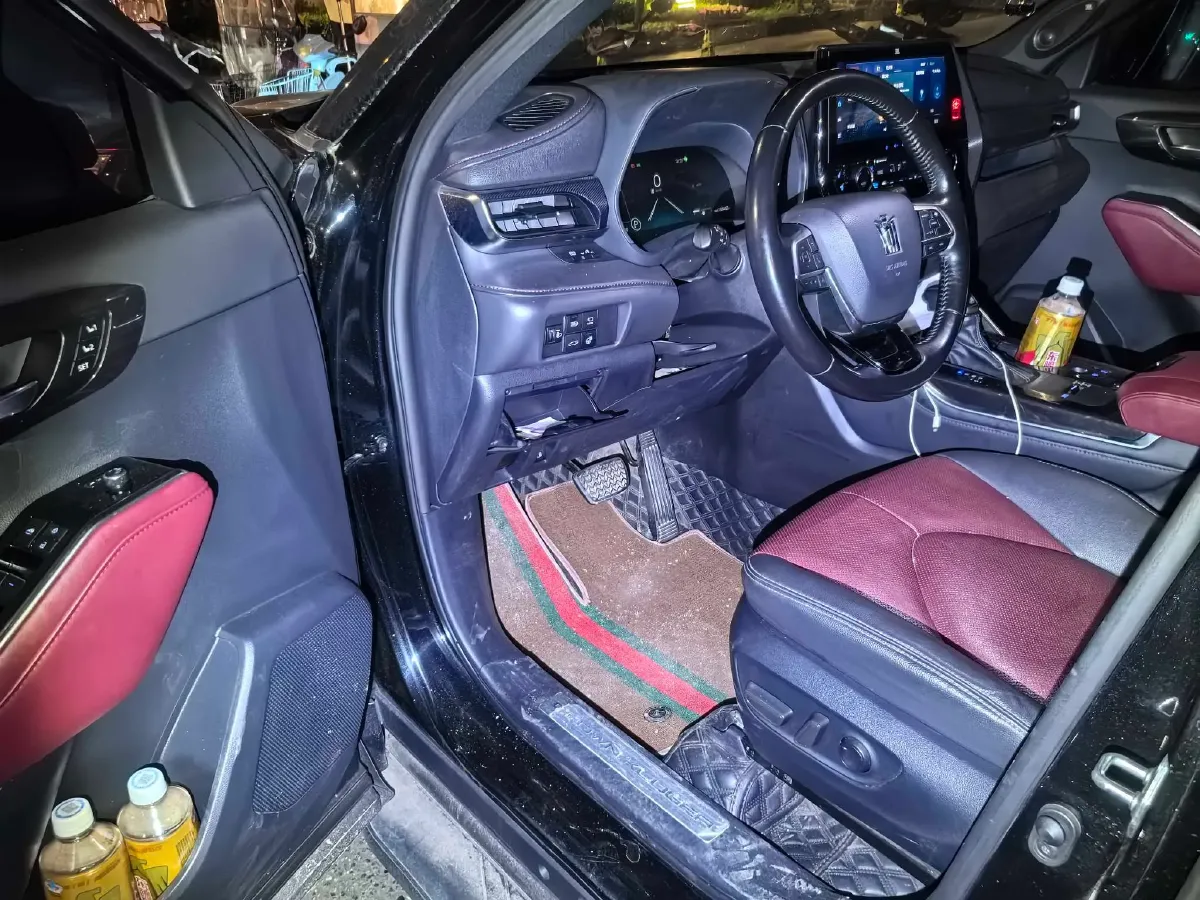 2021 Toyota Crown Kluger 2.5L 192HP L4 E-CVT Hybrid,autocango,china used car exporter,china ev exporter,chinese used car exporter,chinese used ev exporter